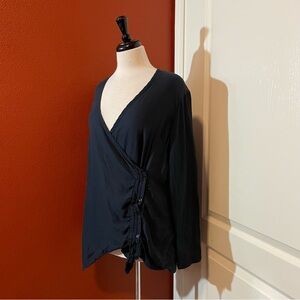 Prairie Underground Women’s Evermore In 2AM Blue Silk Blend Mothette Wrap‎ Top
